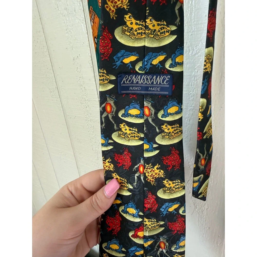 Lot of 3 Vintage Novelty Ties Nicole Miller Nabisco Frogs School Bus Silk Retro - Picture 4 of 9